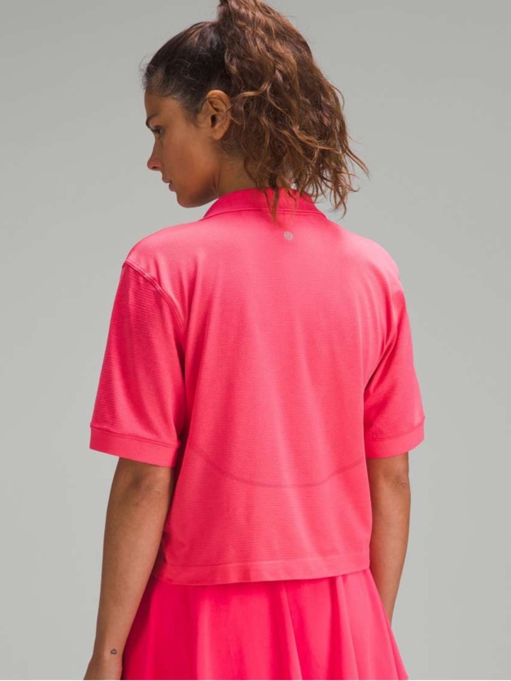 NWOT Lululemon Swiftly Tech Relaxed-Fit Polo
Shirt In Lip Gloss Size 4 - Picture 2 of 13